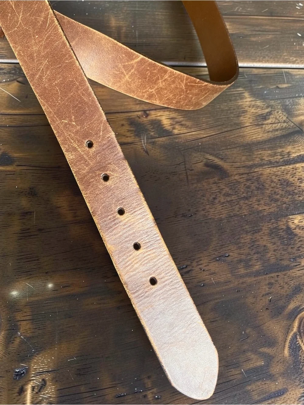 Carhartt size 42 A91 Leather cowhide  Men's Belt - Brown distressed EUC
